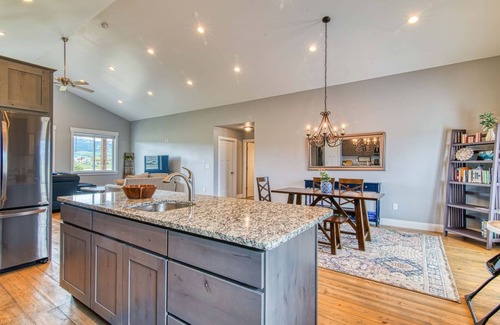 Driggs House | Wild Cat Cabin ⁓ Hot Tub ⁓ Teton Views ⁓ Foosball ⁓ Near Grand Targhee Resort