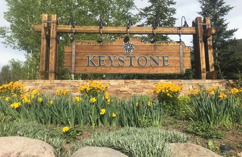 Lakeside Village Condo | Wild Irishman 1043