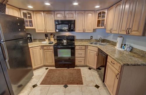 Lakeside Village Condo | Wild Irishman 1059