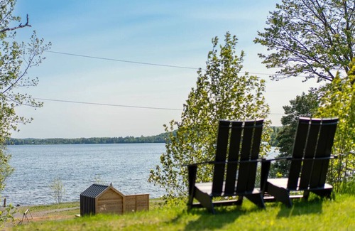 Algonquin Highlands Cabin | Wildflower Rest at Dimensions | Cabin Fifteen