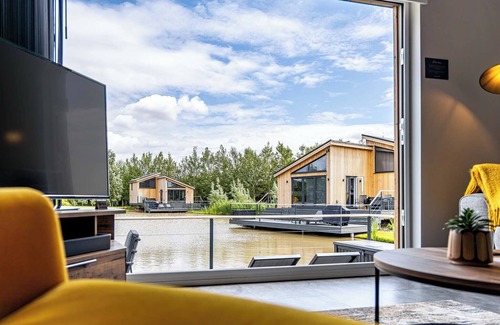 Frampton Ski Chalet | Wildflower Lakeside Lodge
