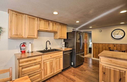 Morrison Cabin | 'Wildmanor Ranch' Near Red Rocks w/Hot Tub!