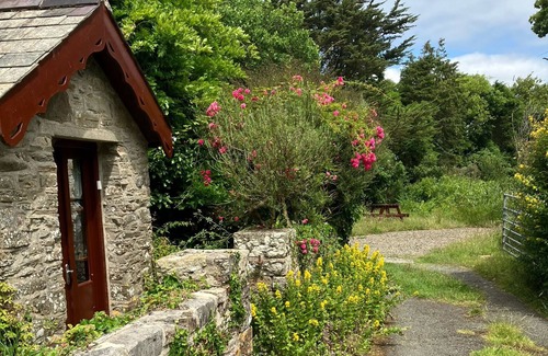 Haverfordwest House | Williamston Farmhouse, Holiday Property Nr Broad Haven, Sleeps 6, 4 bedrooms, bathrooms