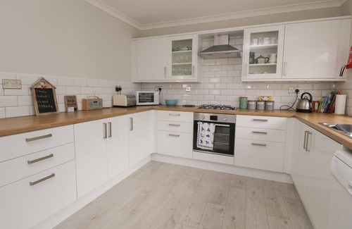 Ayr Cottage | Willowbank