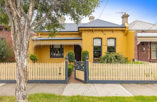 Moonee Ponds Apartment | Winchester St Moonee Ponds·