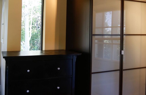 Napa Cottage | Wine Country surrounded by vineyards, bordered by a creek, on 7 acr