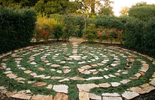 Napa Cottage | Wine Country surrounded by vineyards, bordered by a creek, on 7 acr