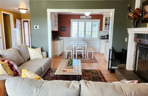 Lodi House | Wine Country Villa | Close to Lodi Wine, Old Sacramento, Delta Waterways