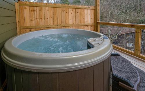 Gatlinburg Villa | Wine Not