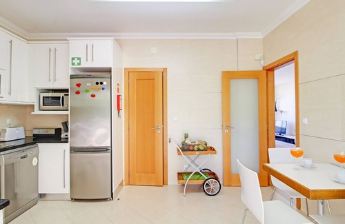 Vilamoura Ski Chalet | WINE VILLA