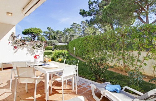 Vilamoura Ski Chalet | WINE VILLA