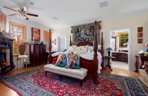 Bradner House | Winery Estate Farmhouse