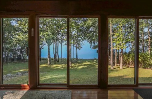 Unity House | Winnecook Lake House
