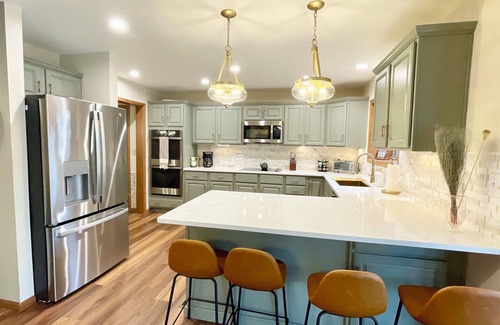 The Galena Territory Cabin | Winter Escape! Secret Room-Fireplace-Hot Tub-Billards-Firepit