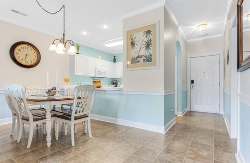 Central Myrtle Beach Condo | Winter Rates! Charming 2-Bedroom Condo with Modern Amenities in Myrtle Beach