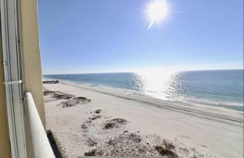 Gulf Shores Apartment | Winter Wonderland - Your Beachfront Escape