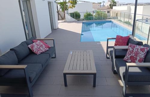 San Fulgencio Villa | Wishenjoy