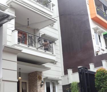 Kebon Kacang House | Wisma Pelangi 5