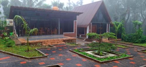 Somvarpet Bed & Breakfast | Wisteria Coorg
