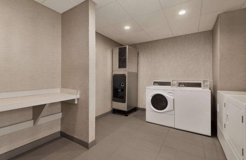 Parkrose House | Within reach of the City of Roses