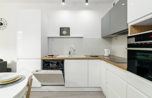 Nowe Miasto Apartment | Wołkowyska 30 | Apartment | Garage | Lake Malta