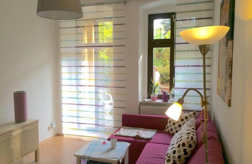Goerlitz Apartment | Wohfühlen Garantiert Große Wohnung mit zwei Schlafzimmern und Terrasse