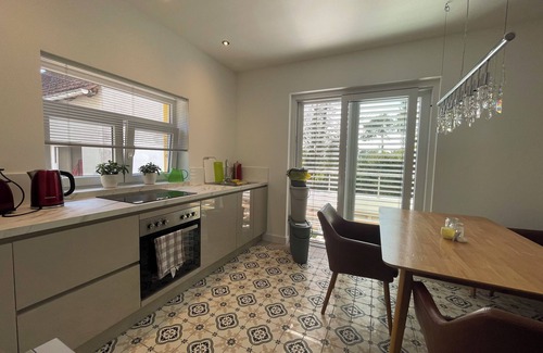 Halle Cottage | Wohnung mit 3 Schlafzimmern bis 4 Gäste