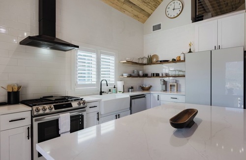 San Juan River Village House | Wolf Creek Riverside Chalet