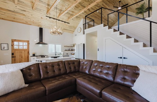 San Juan River Village House | Wolf Creek Riverside Chalet