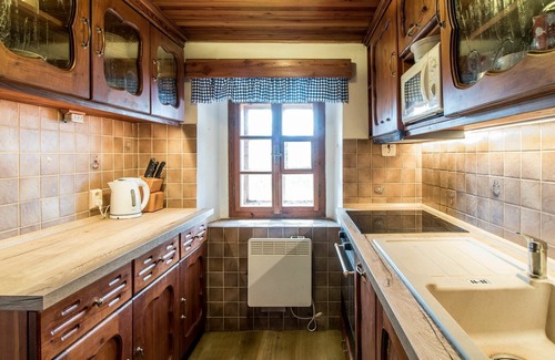 Lanov Villa | Wonderful private villa for 9 guests with WIFI, TV, terrace and pets allowed