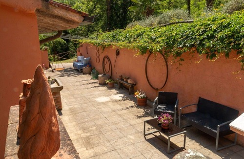 Terranuova Bracciolini Villa | Wonderful private villa with A/C, private pool, hot tub, WIFI, TV, patio and pets allowed