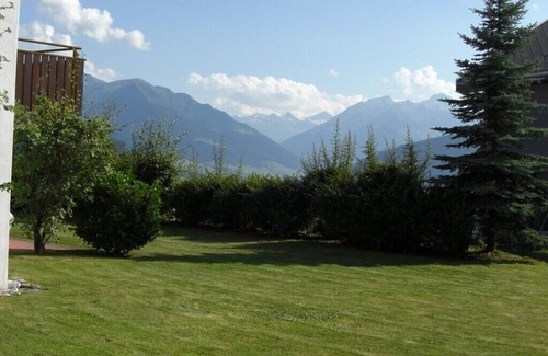 Falera Apartment | wonderful 3 1/2 holiday apartment with garden