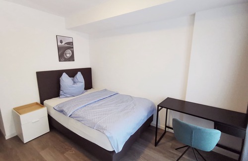 Dusseldorf Old Town Condo | WONDERFUL 3 bedroom apartment in the center