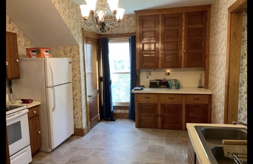 Oneonta House | Wonderful 4 bedroom home with WiFi in lovely Oneonta. Only 2 with beds currently