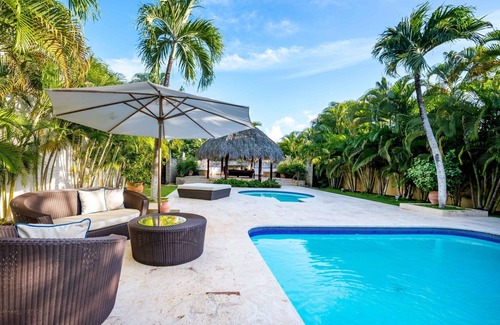 Casa de Campo Villa | Wonderful 7,000 sq. ft. villa , Pool, Heated Jacuzzi, Full Maid/Cook Service
