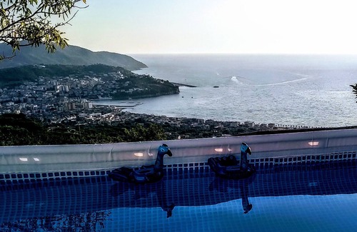 Agropoli Apartment | 🤩WONDERFUL APP. TO WITH POOL AND GARDEN WITH CAPRI VIEW AND AMALFI COAST