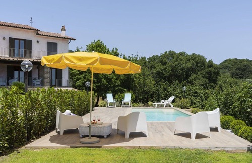 Lake Bracciano Villa | Wonderful private villa for 14 guests with A/C, private pool, WIFI, TV, patio and pets allowed