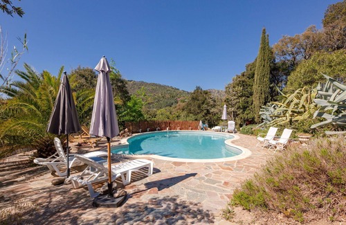 La Garde-Freinet House | Wonderful private villa with private pool, WIFI, TV, terrace, pets allowed and panoramic view