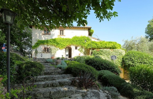 Penna in Teverina Villa | Wonderful private villa with private pool, WIFI, TV, patio, pets allowed, panoramic view and par...