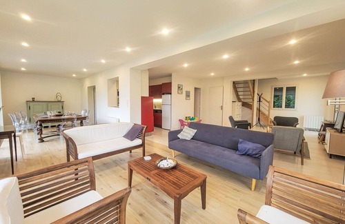Saint-Philibert House | Wonderful private villa for 8 guests with WIFI, TV and pets allowed