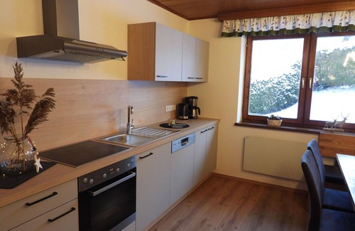Bischofshofen House | Wonderful private villa for 9 people with WIFI, TV, terrace, pets allowed and panoramic view