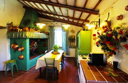 Monte San Savino Villa | Wonderful private villa for 4 people with WIFI, A/C, private pool, TV and parking, close to Arezzo