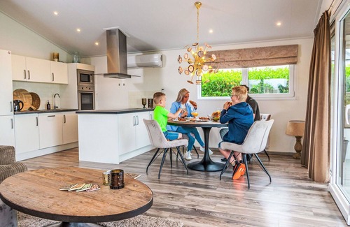 Bovenkarspel House | Wonderful private villa for 5 guests with WIFI, TV and terrace