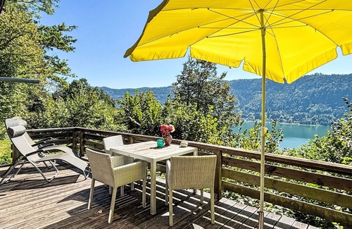 Treffen House | Wonderful private villa for 4 people with WIFI, terrace and pets allowed