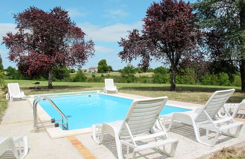 Lalandusse Villa | Wonderful private villa for 8 guests with A/C, private pool, WIFI, TV, terrace and pets allowed
