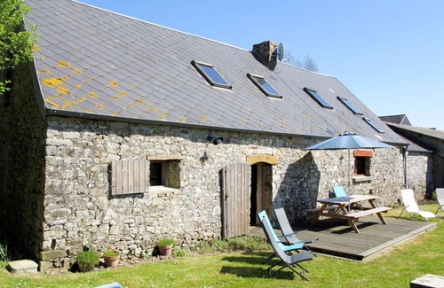 Saint-Sauveur-le-Vicomte House | Wonderful private villa for 4 guests with WIFI, TV, terrace and panoramic view