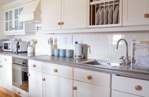 Breakish House | Wonderful private villa for 6 guests with WIFI and TV