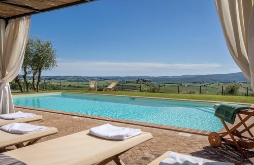 Castellina in Chianti Villa | Wonderful private villa with WIFI, private pool, TV, patio and panoramic view, close to Siena