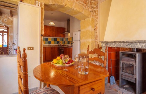 Sencelles House | Wonderful private villa for 6 guests with WIFI, private pool, TV and patio