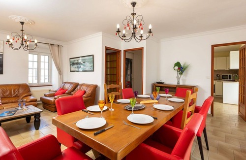 Cherrueix House | Wonderful private villa for 10 guests with WIFI, TV, terrace and pets allowed